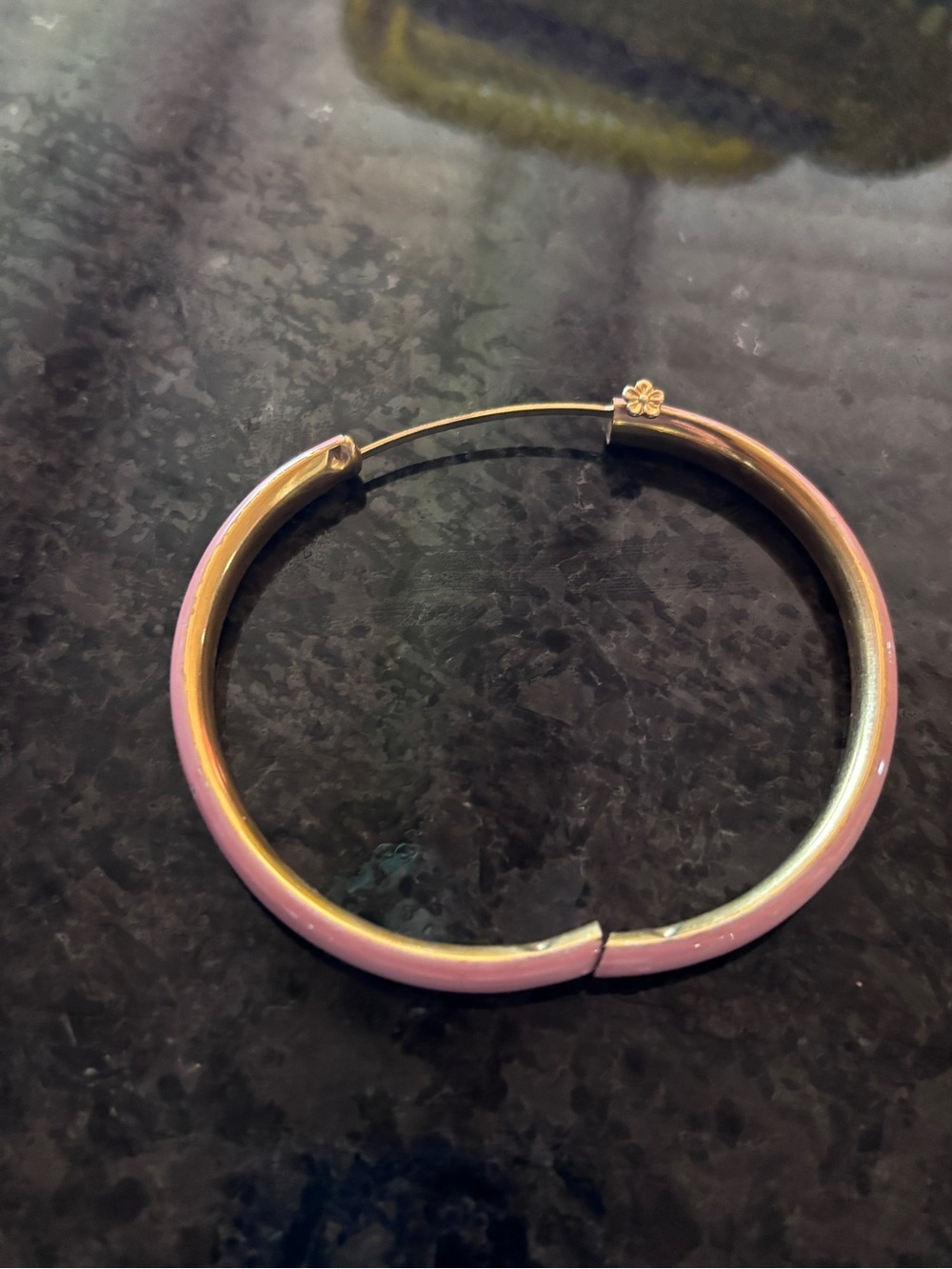 Gold-Tone Pink Gradient Hoop Earring - Unbranded